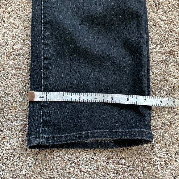 J BRAND Selena Mid-Rise Bootcut Black Stretch Denim Cropped Capri - Picture 16 of 16